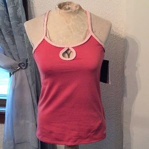 Reebok’s Playdry Athletics Top - USA M